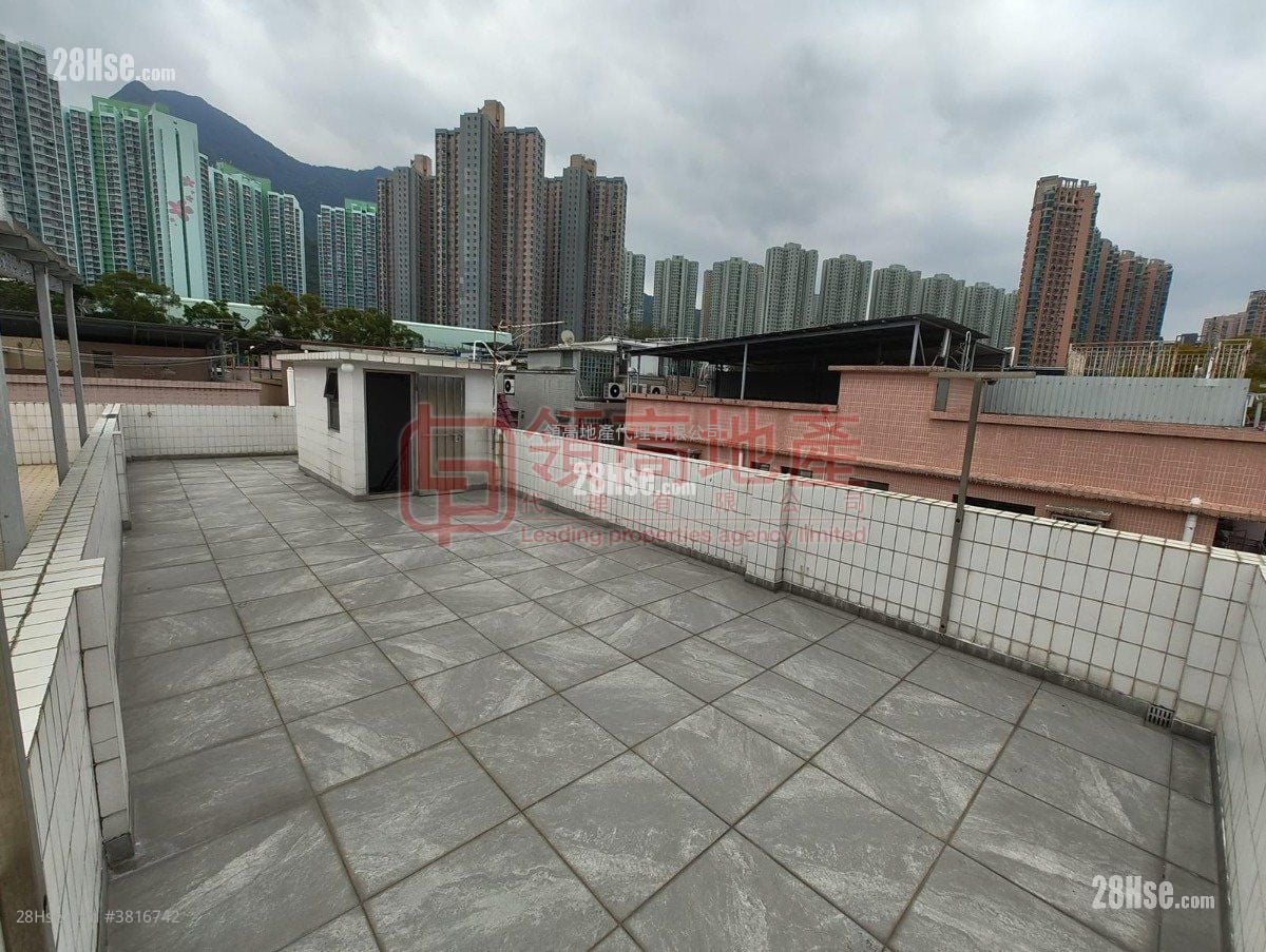 Wu Kai Sha Village Sell 2 Bedrooms , 1 Bathroom 630 ft²