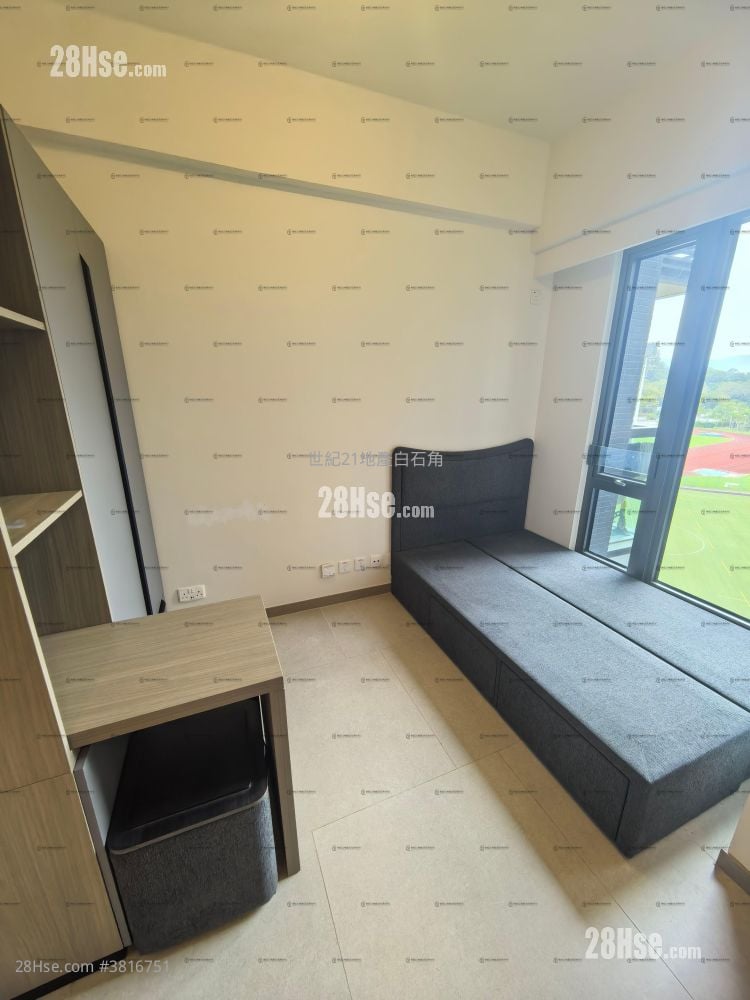 Silicon Hill Rental 218 ft²