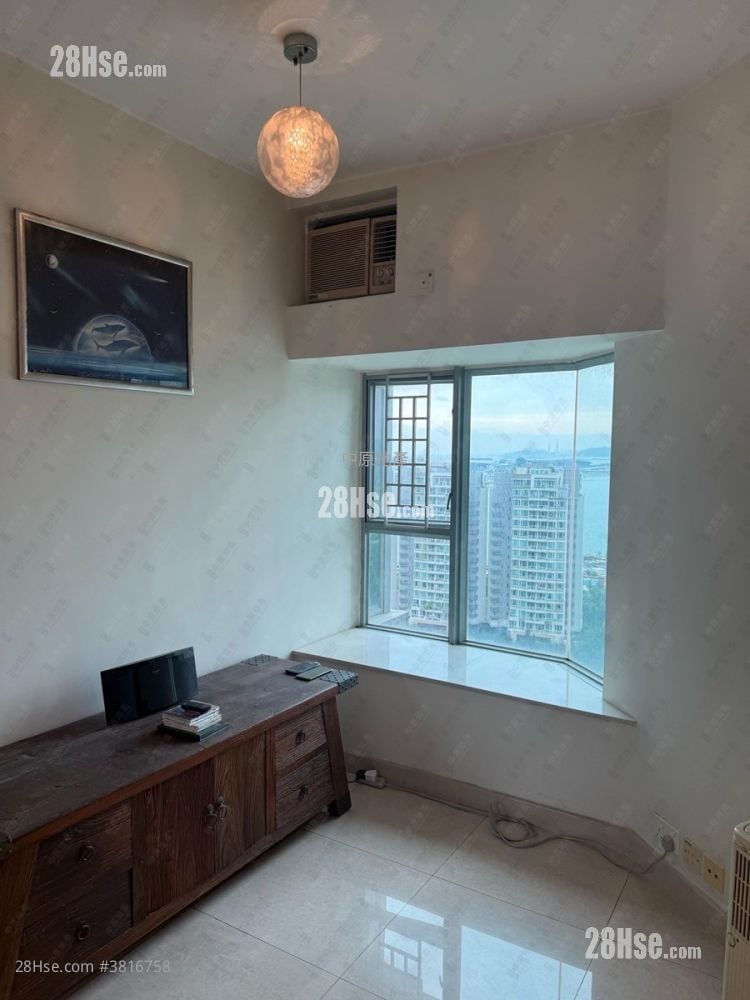 Coastal Skyline Sell 3 Bedrooms 771 ft²