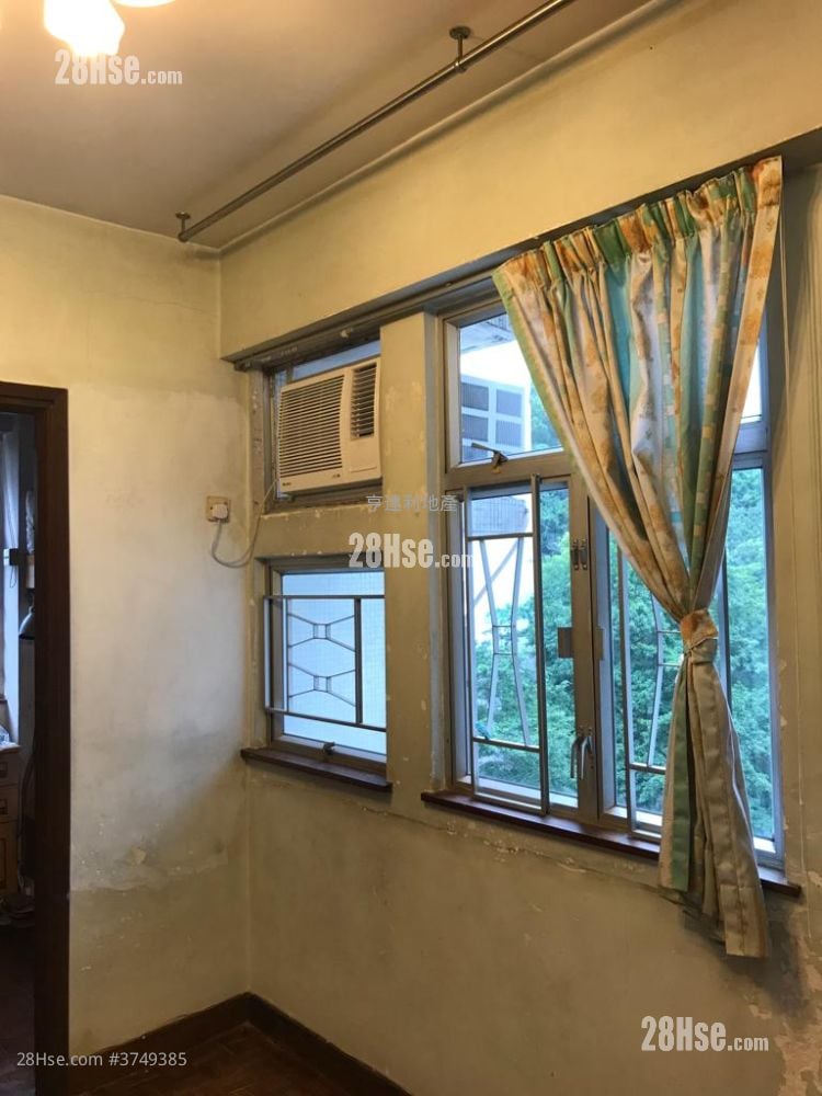 康华大厦 租盘 2 房 , 1 浴室 295 平方尺