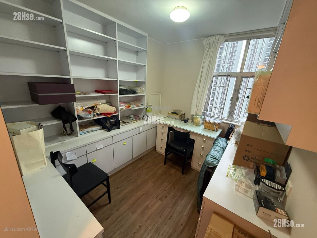 Taikoo Shing Sell 3 Bedrooms , 1 Bathroom 706 ft²