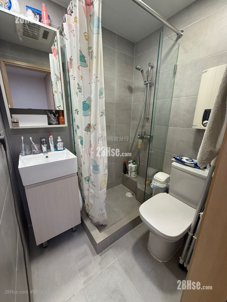Taikoo Shing Sell 3 Bedrooms , 2 Bathrooms 580 ft²