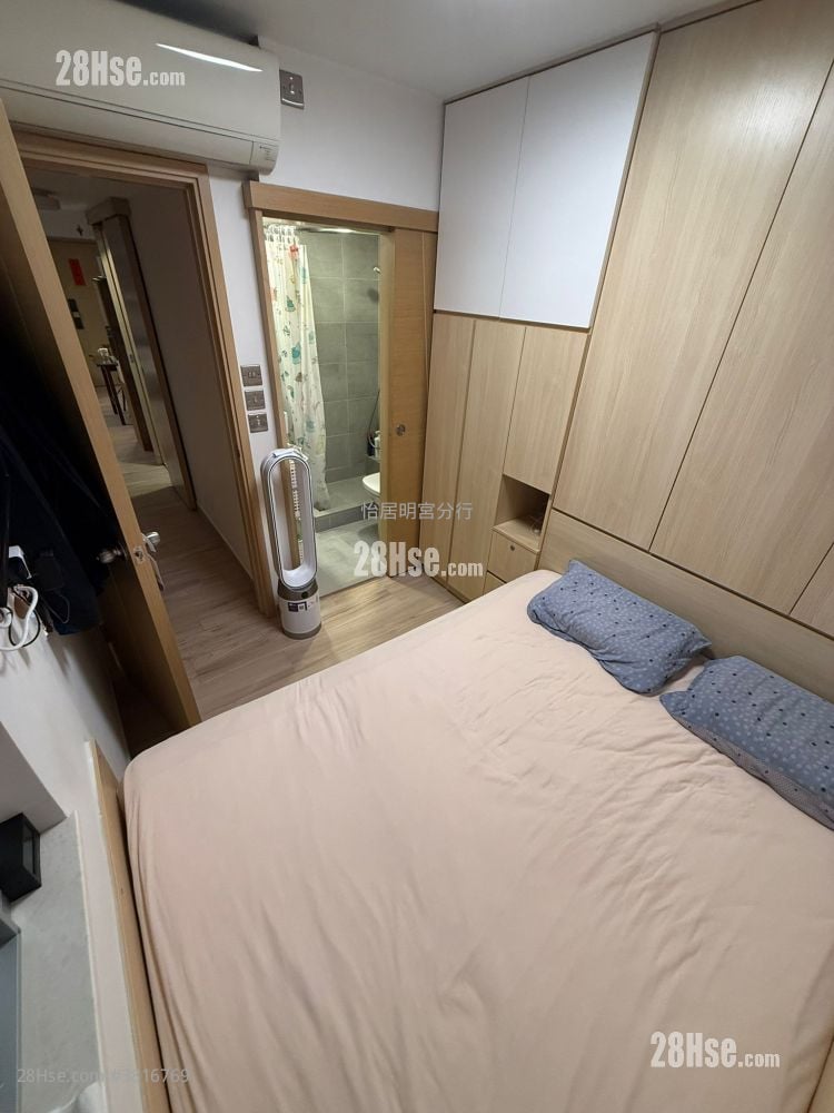 Taikoo Shing Sell 3 Bedrooms , 2 Bathrooms 580 ft²