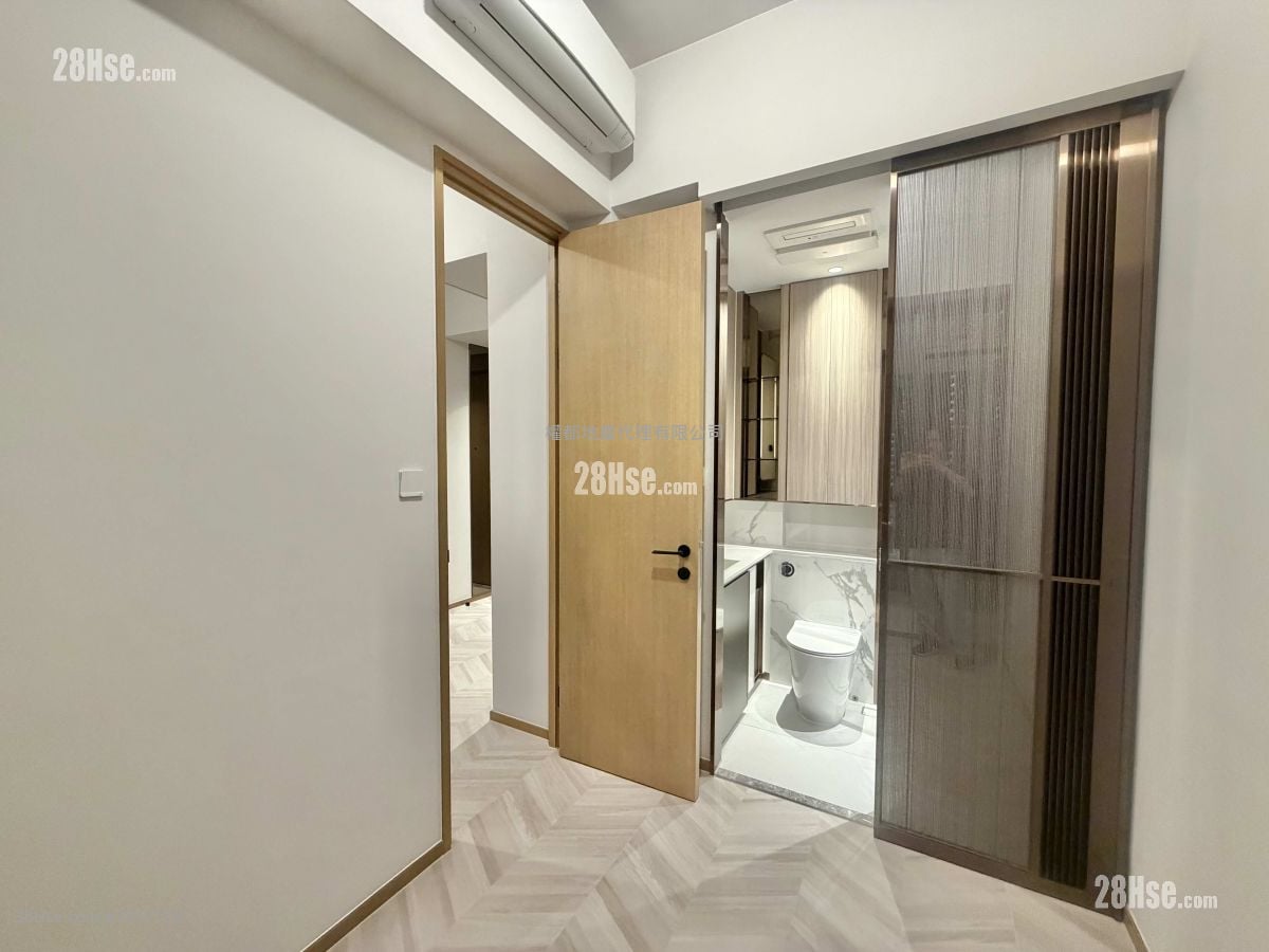 南首 租盤 開放式間隔 , 1 浴室 262 平方呎