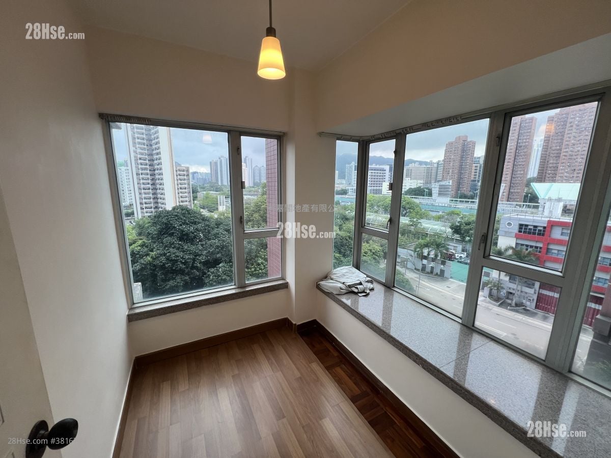 叠茵庭 售盤 2 房 376 平方呎