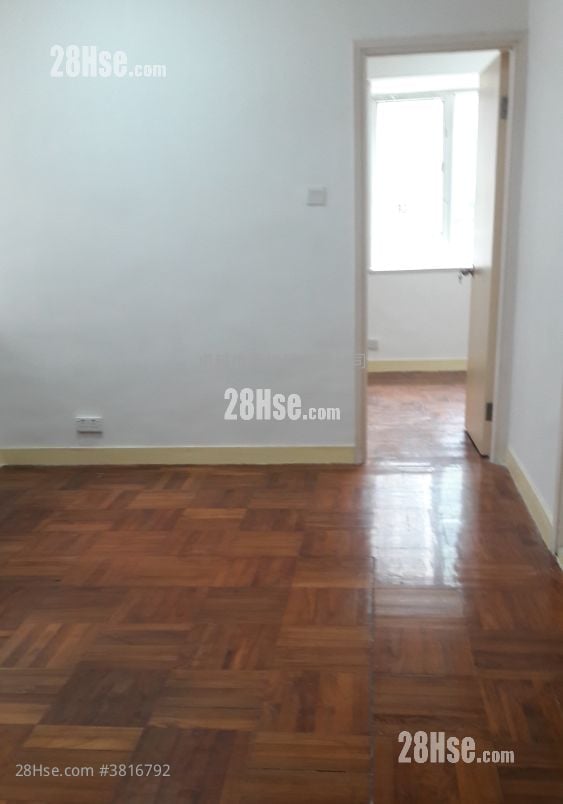 Hing Hon Building Sell 2 Bedrooms , 1 Bathroom 428 ft²