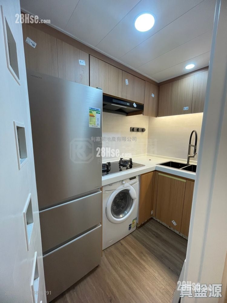 Parkland Villas Sell 2 Bedrooms 383 ft²