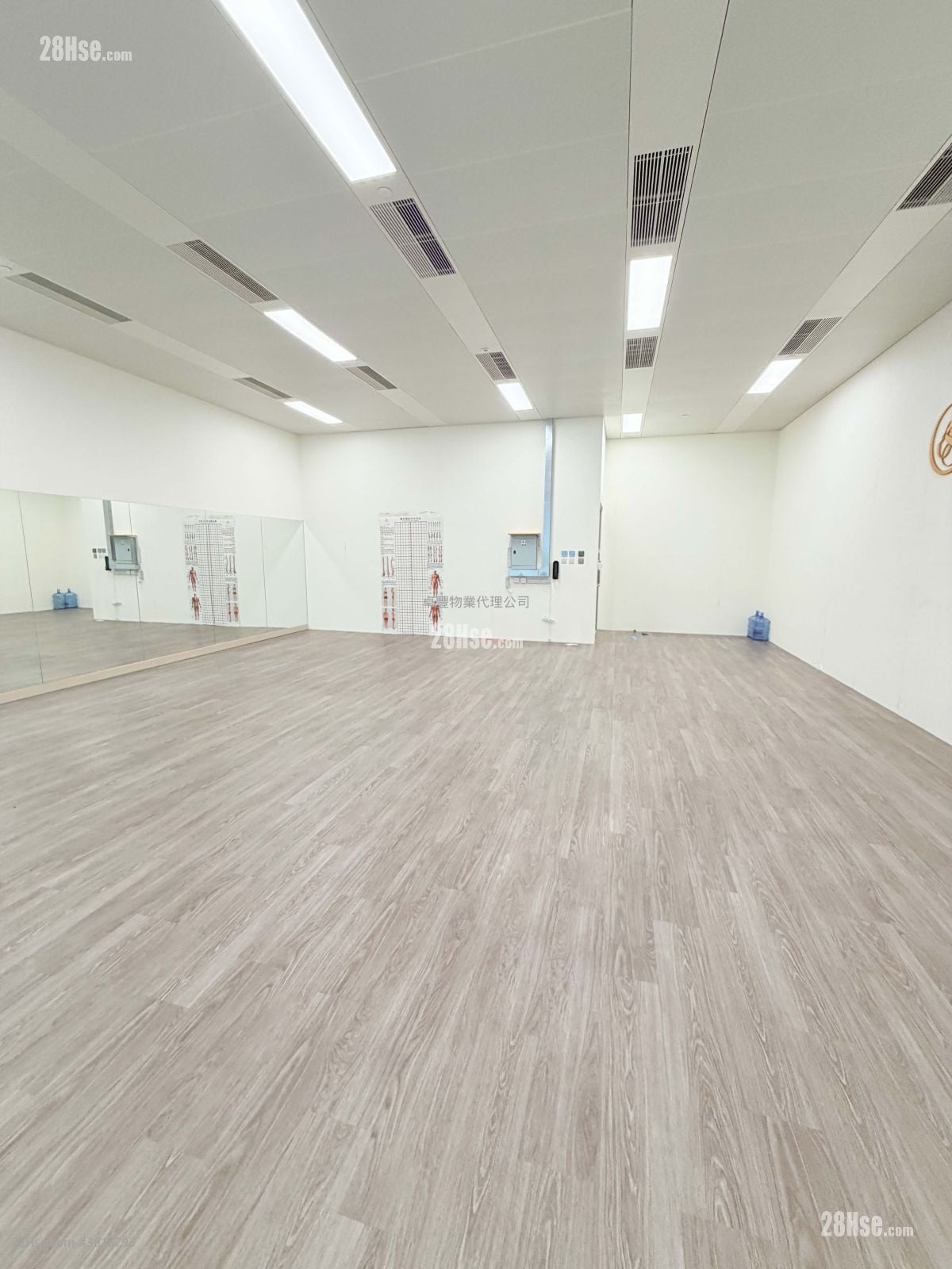 东方国际大厦 租盘 开放式间隔 1,010 平方尺