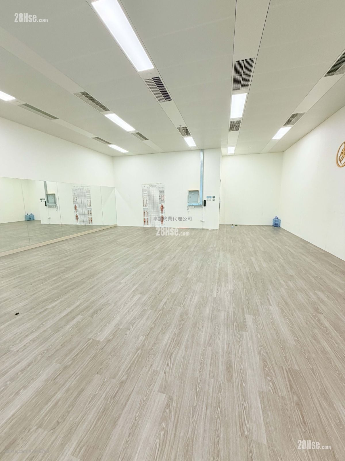 东方国际大厦 租盘 开放式间隔 1,010 平方尺