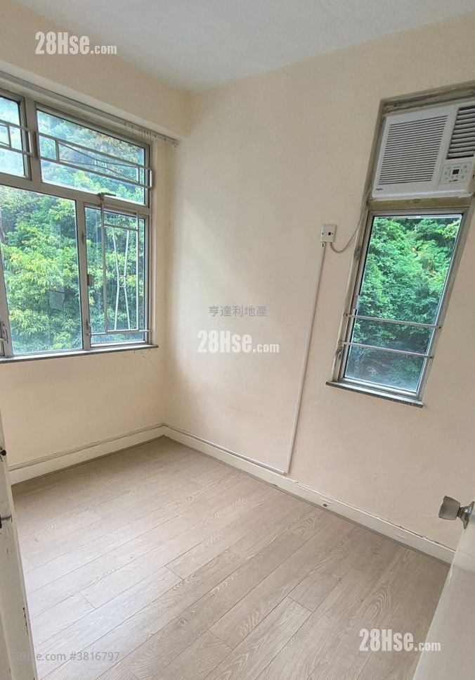 新成中心 租盤 1 房 , 1 浴室 294 平方呎