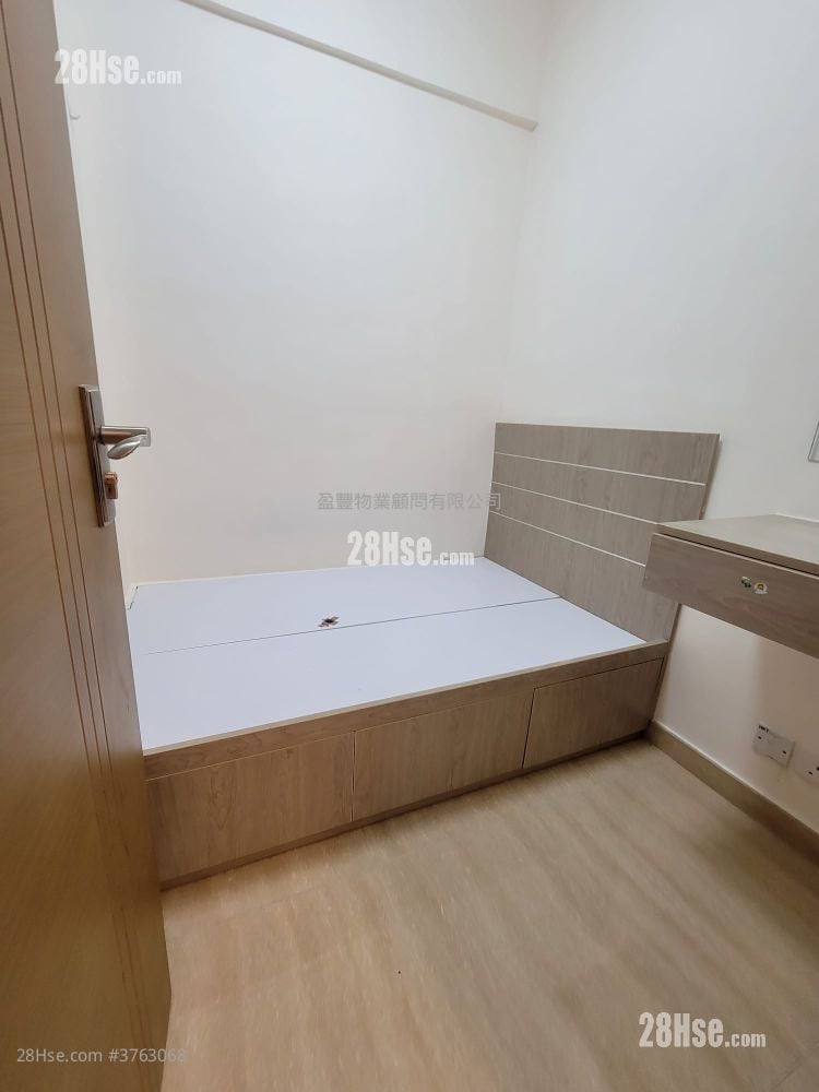 香海大廈 售盤 3 房 , 2 浴室 488 平方呎