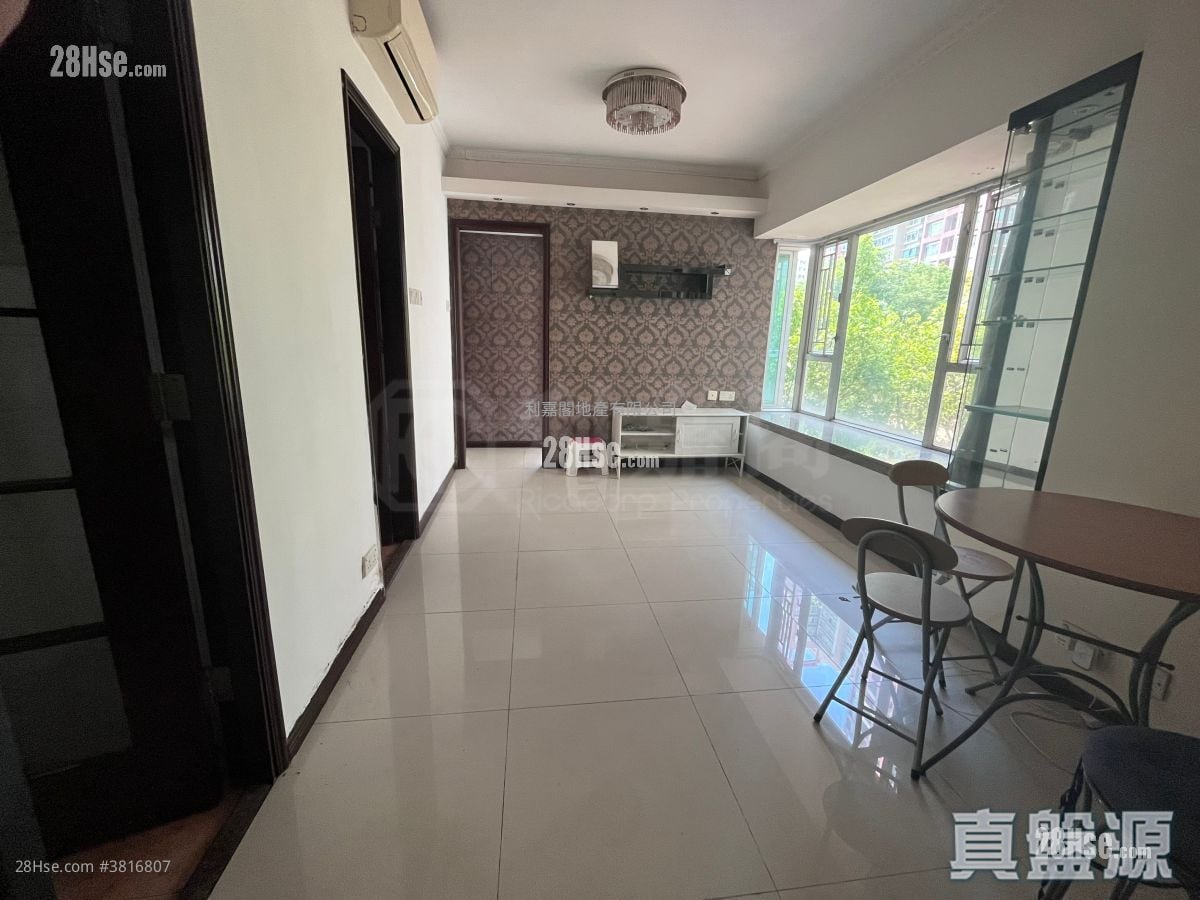 叠茵庭 售盤 2 房 376 平方呎