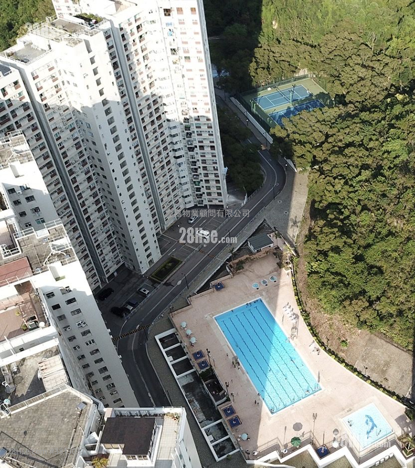 Braemar Hill Mansions Sell 3 Bedrooms , 2 Bathrooms 1,090 ft²