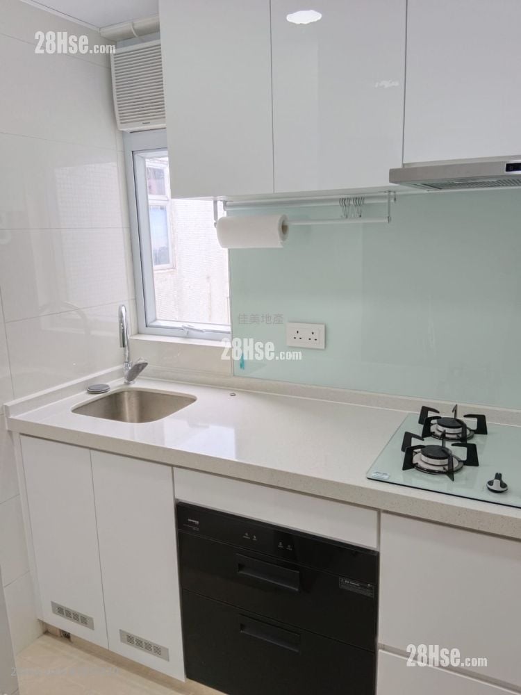 Wyler Garden Rental 2 Bedrooms , 1 Bathroom 348 ft²