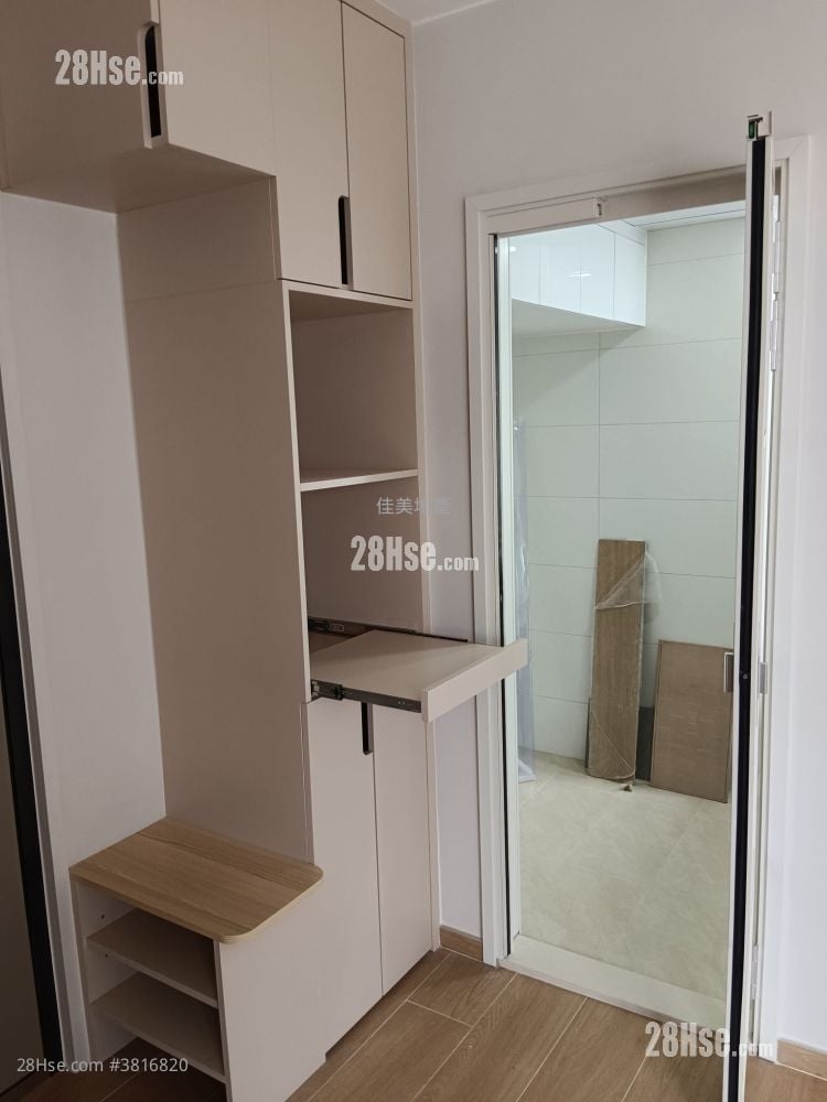 Wyler Garden Rental 2 Bedrooms , 1 Bathroom 348 ft²