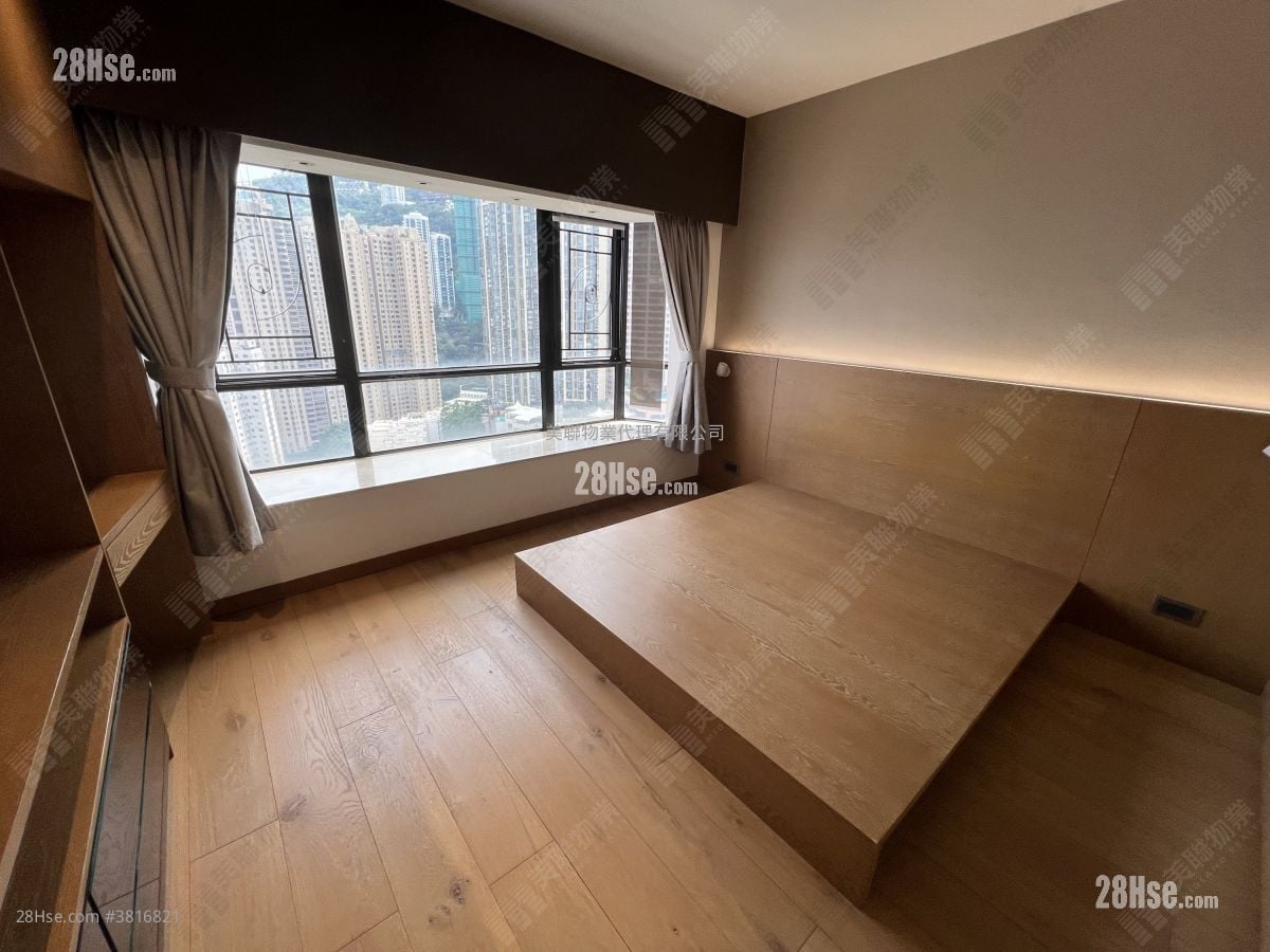 殷豪閣 售盤 3 房 1,398 平方呎