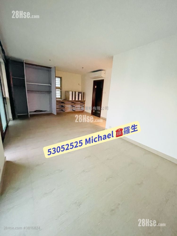 村屋 租盘 5+ 房 , 3 浴室 2,100 平方尺