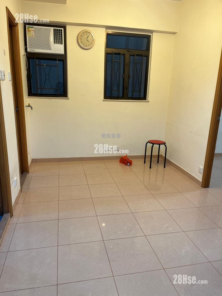 華仁大廈 租盤 2 房 , 1 浴室 338 平方呎