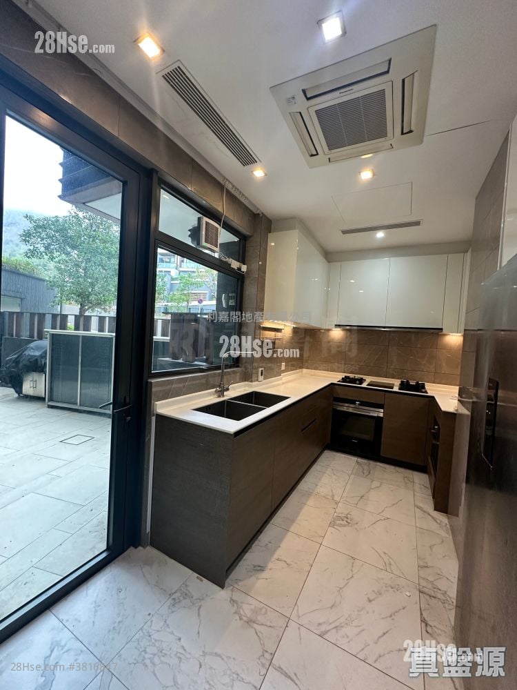 满名山 售盘 4 房 , 3 浴室 1,234 平方尺