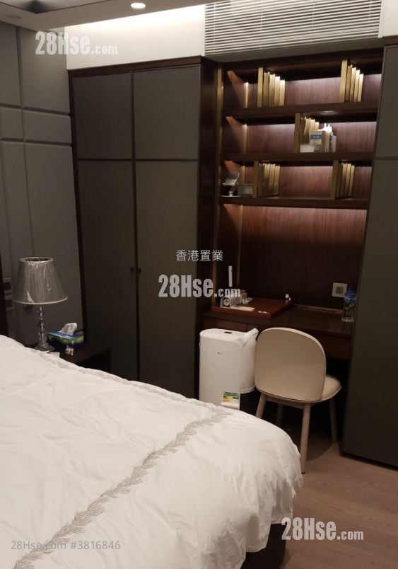 君臨天下 租盤 3 房 1,053 平方呎