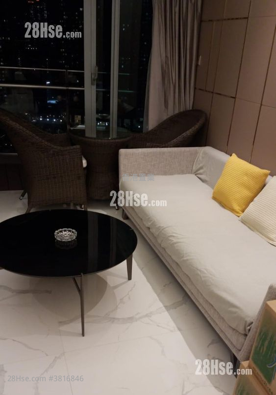 君臨天下 租盤 3 房 1,053 平方呎