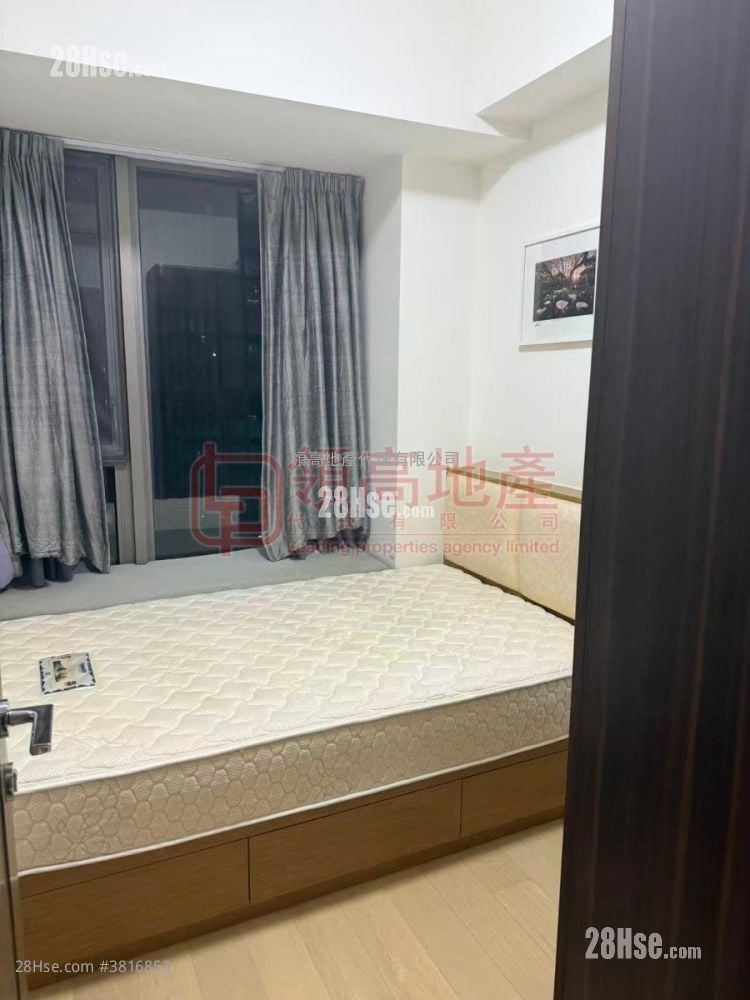 The Austin Sell 3 Bedrooms , 3 Bathrooms 1,002 ft²