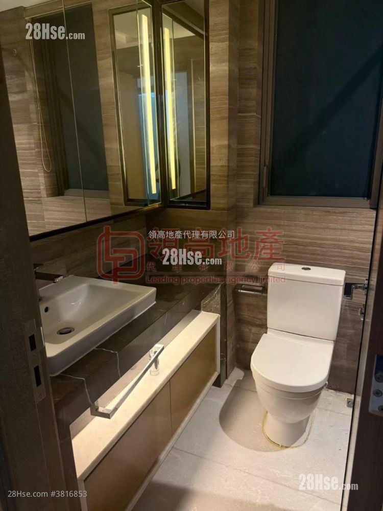 The Austin Sell 3 Bedrooms , 3 Bathrooms 1,002 ft²