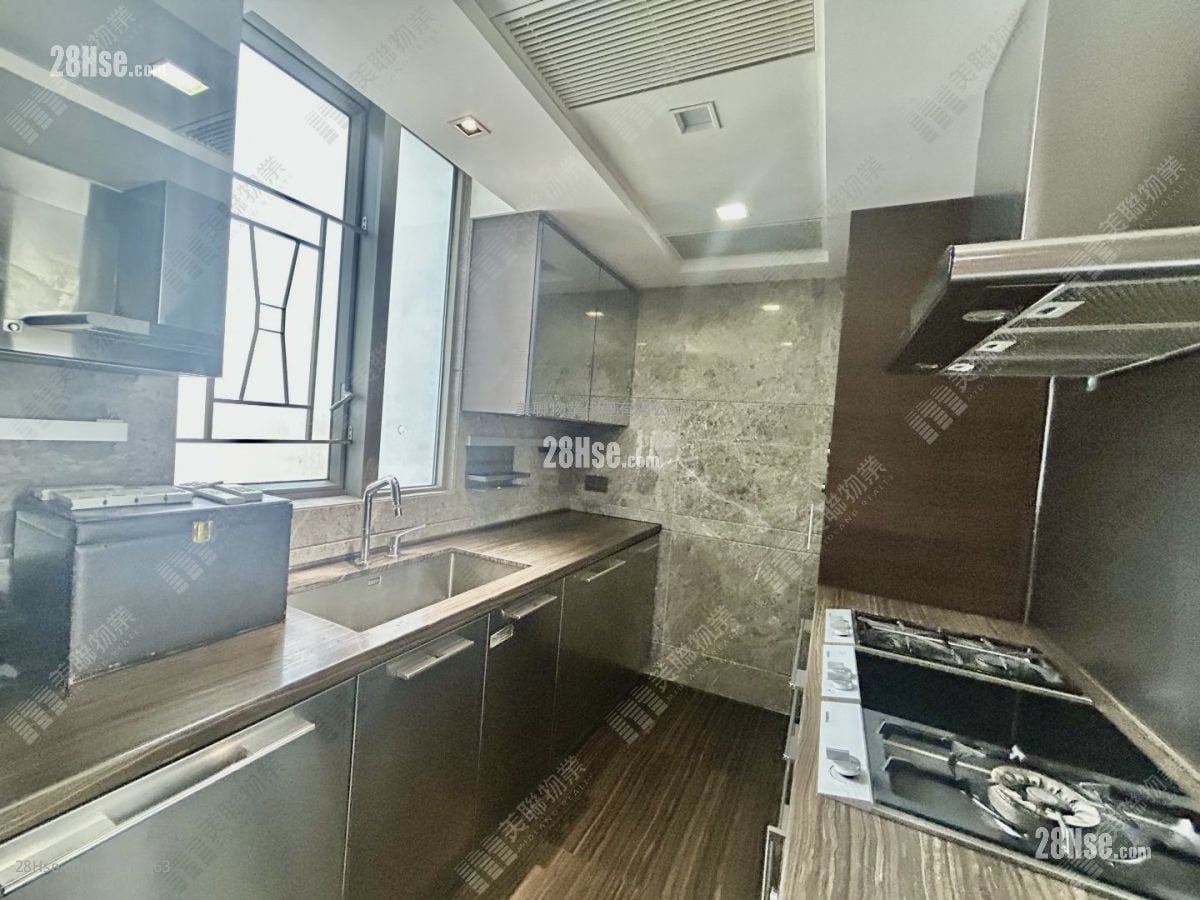 君柏 租盘 4 房 , 4 浴室 1,723 平方尺