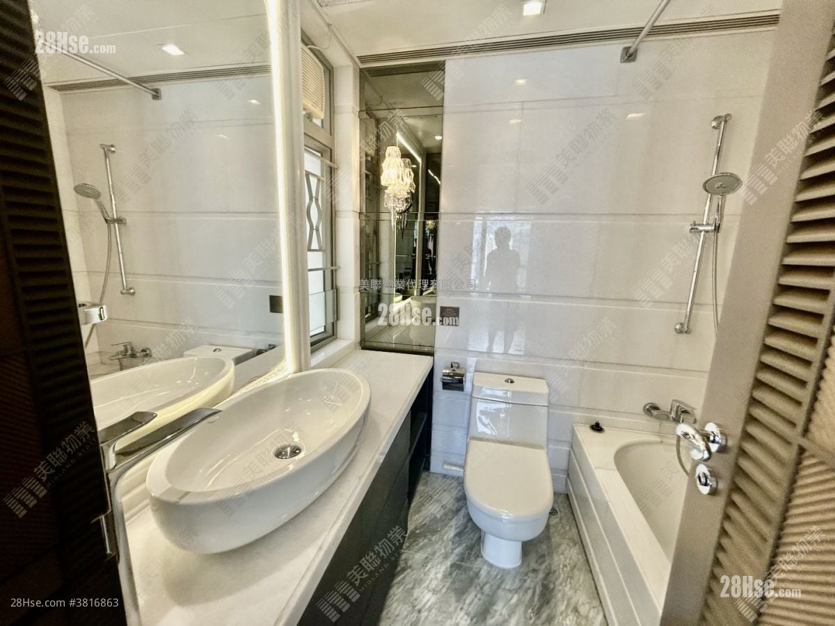 君柏 租盘 4 房 , 4 浴室 1,723 平方尺