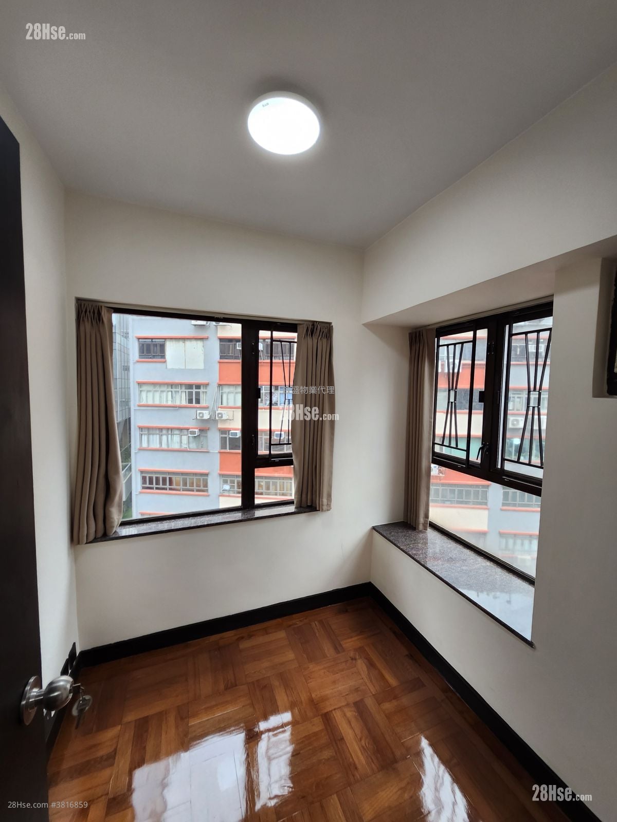 爵祿居 售盤 2 房 , 1 浴室 294 平方呎