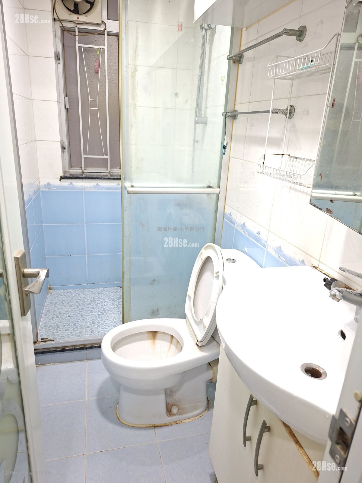 Chung Ying Building Rental 3 Bedrooms , 1 Bathroom 490 ft²