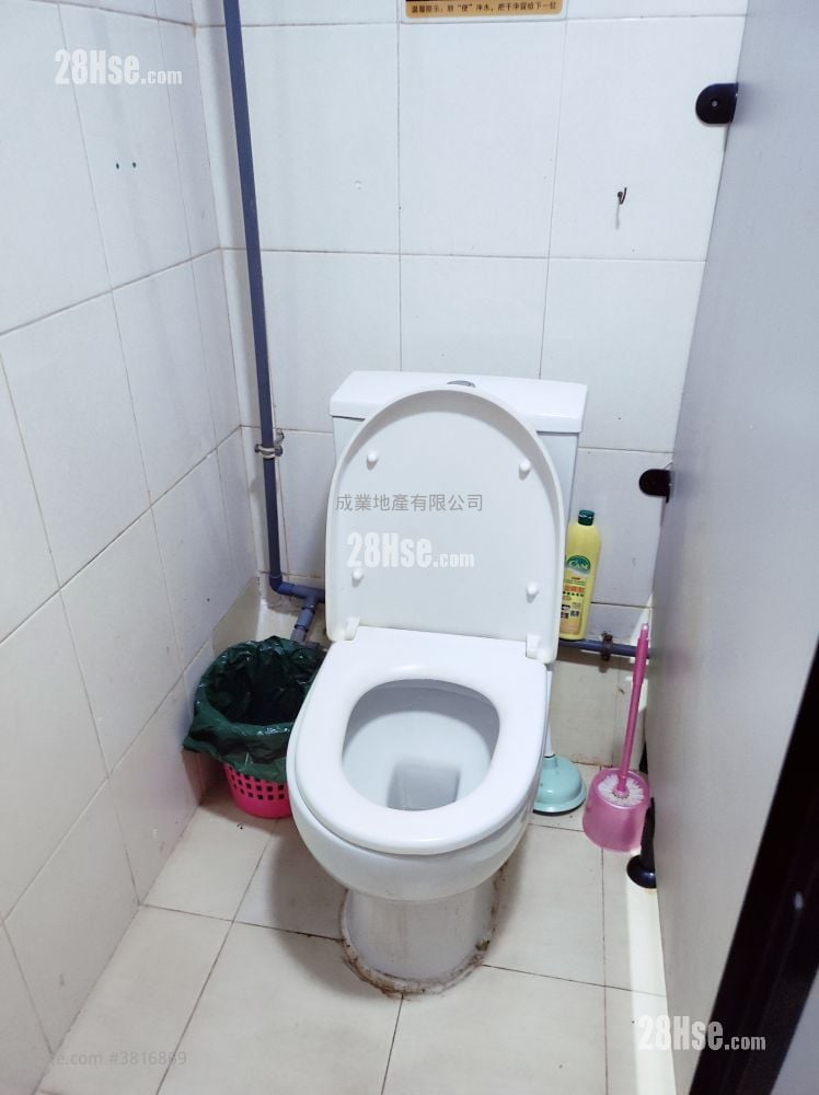 安隆工廠大廈 租盤