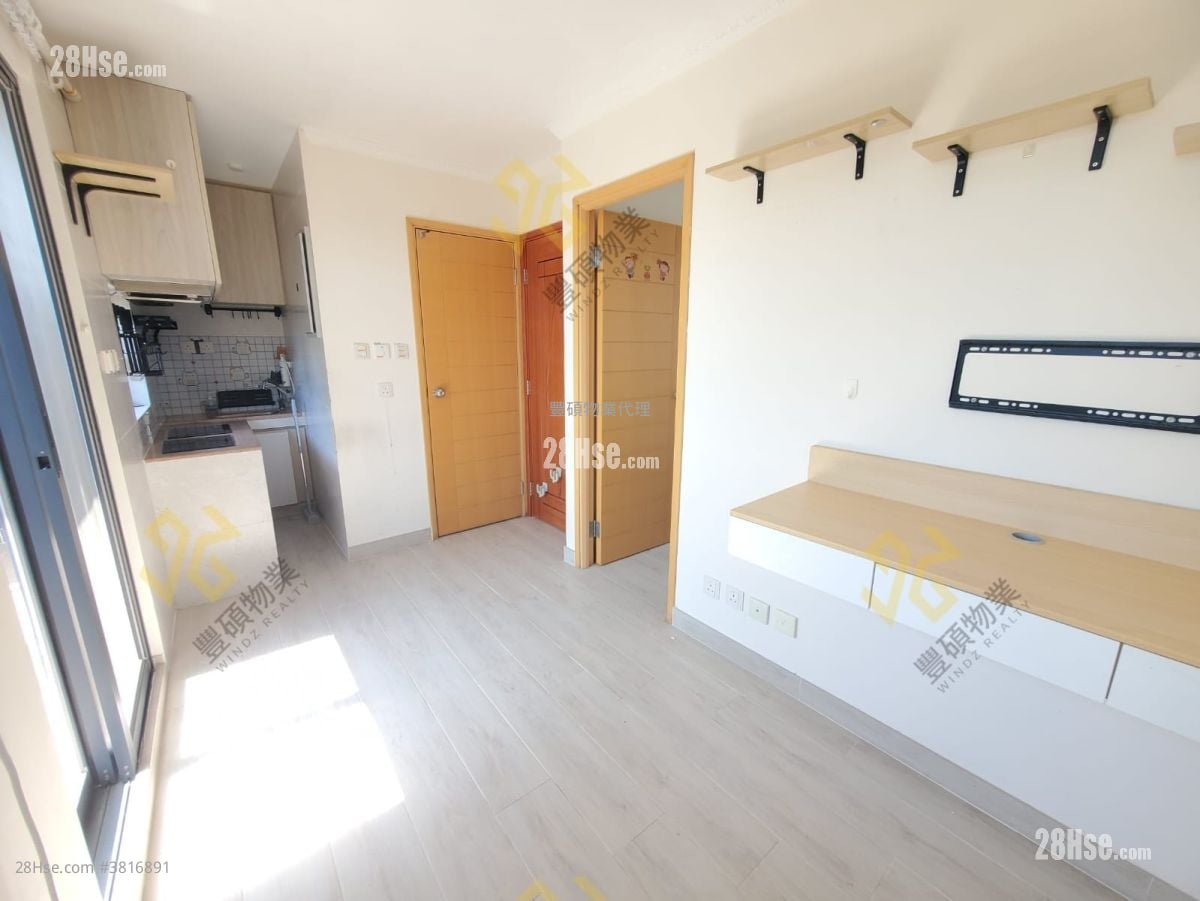 Village Sell 1 Bedroom , 1 Bathroom 250 ft²