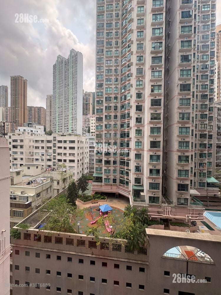 Cheery Garden Sell 2 Bedrooms , 1 Bathroom 365 ft²