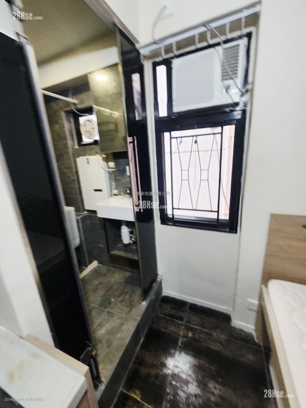 Apartment Rental 120 ft²