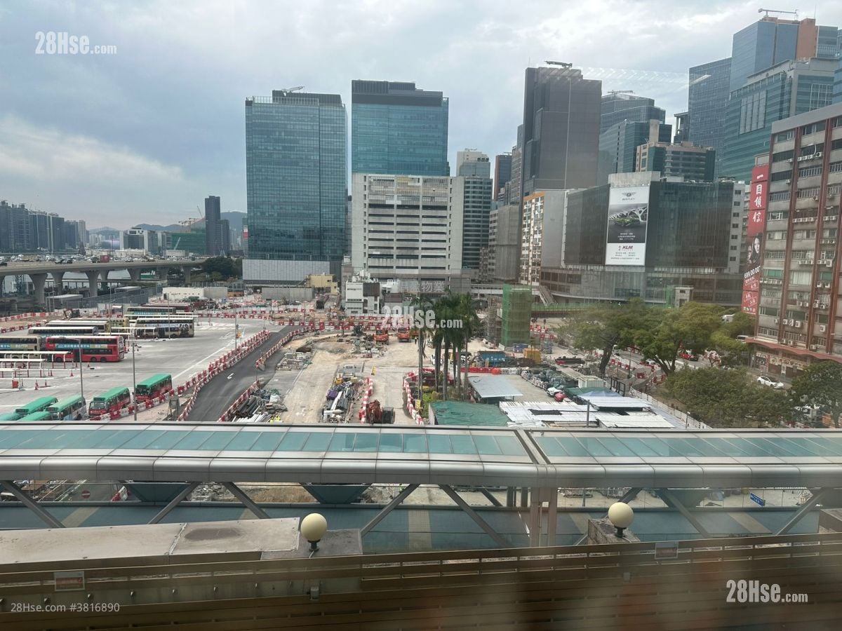 Lu Plaza Rental 1,304 ft²