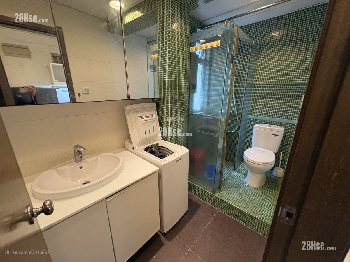 Hang Sing Mansion Rental 2 Bedrooms , 1 Bathroom 395 ft²