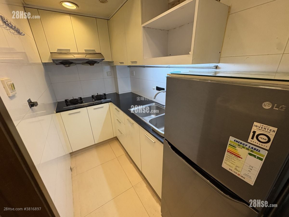 Hang Sing Mansion Rental 2 Bedrooms , 1 Bathroom 395 ft²