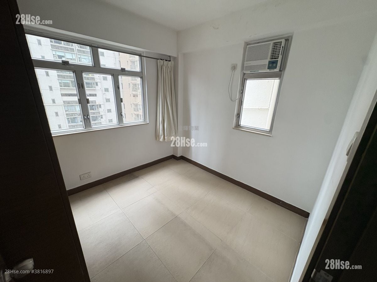 Hang Sing Mansion Rental 2 Bedrooms , 1 Bathroom 395 ft²