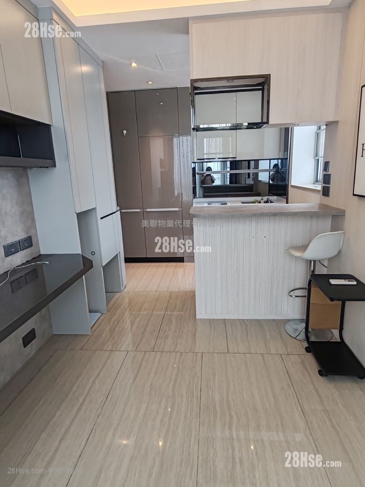 Cullinan West Rental 1 Bedroom , 2 Bathrooms 391 ft²