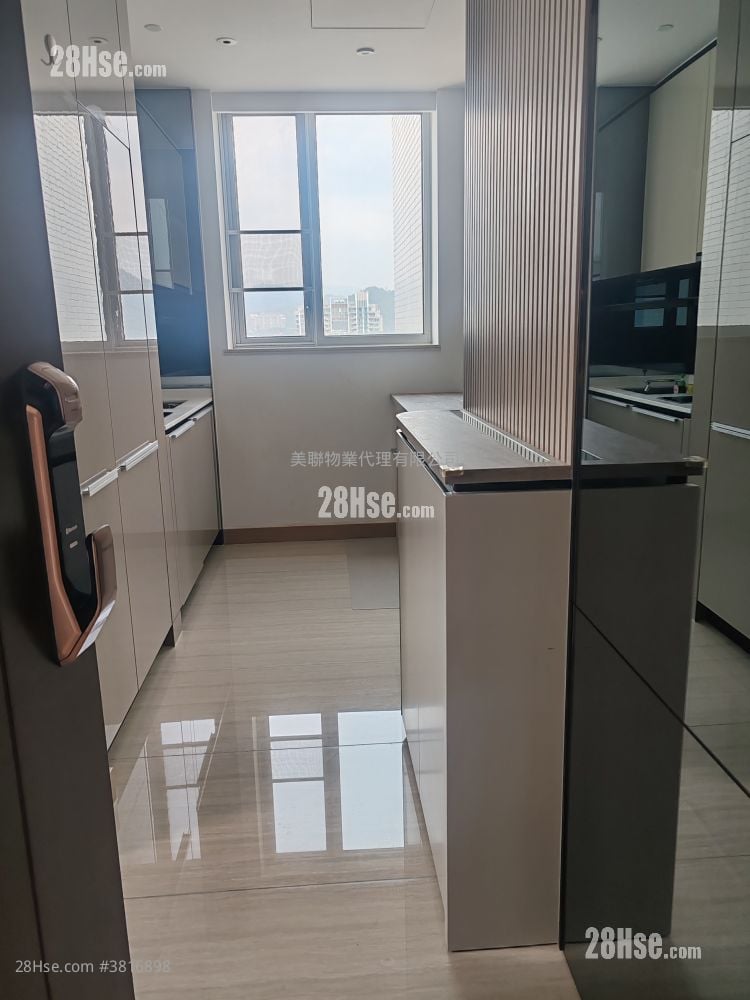 Cullinan West Rental 1 Bedroom , 2 Bathrooms 391 ft²