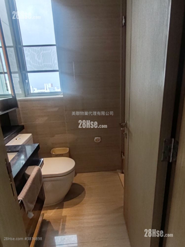 Cullinan West Rental 1 Bedroom , 2 Bathrooms 391 ft²