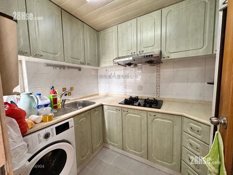 Kingswood Villas Sell 3 Bedrooms 630 ft²