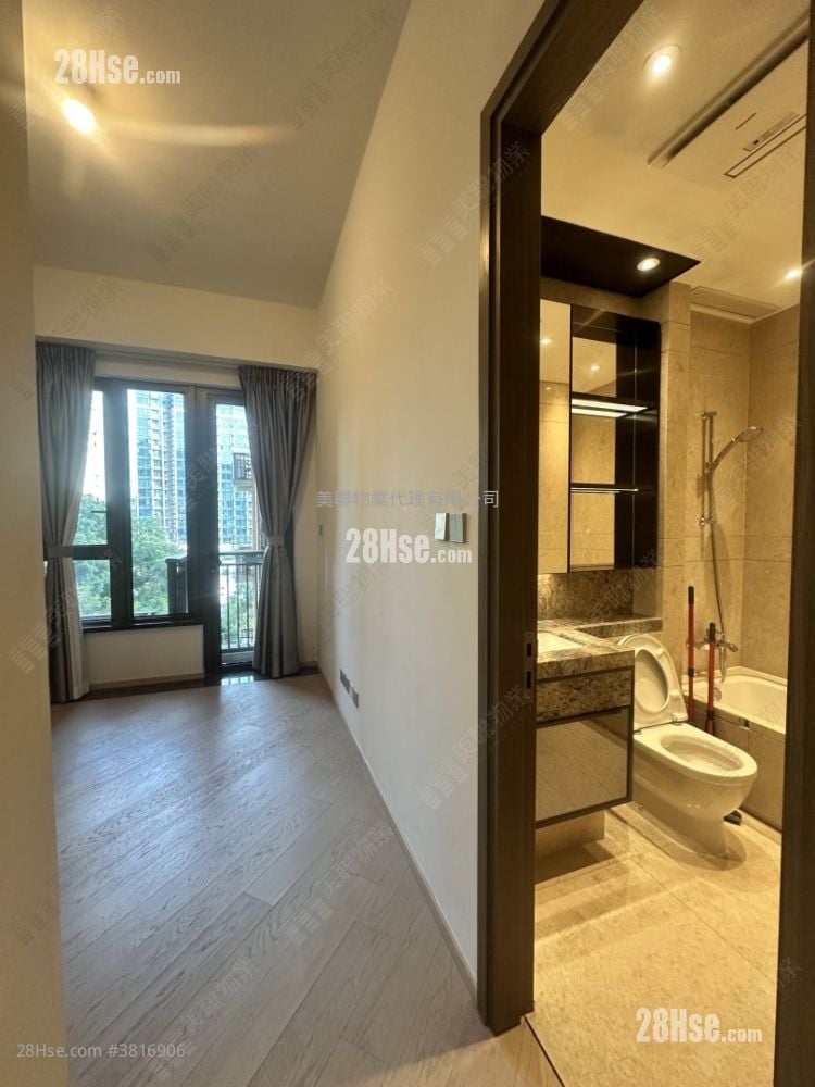 傲玟 租盘 3 房 , 4 浴室 1,388 平方尺