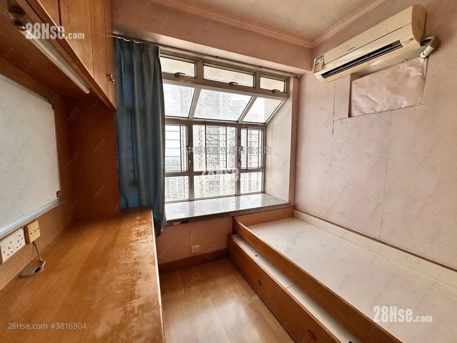 Kingswood Villas Sell 3 Bedrooms 630 ft²