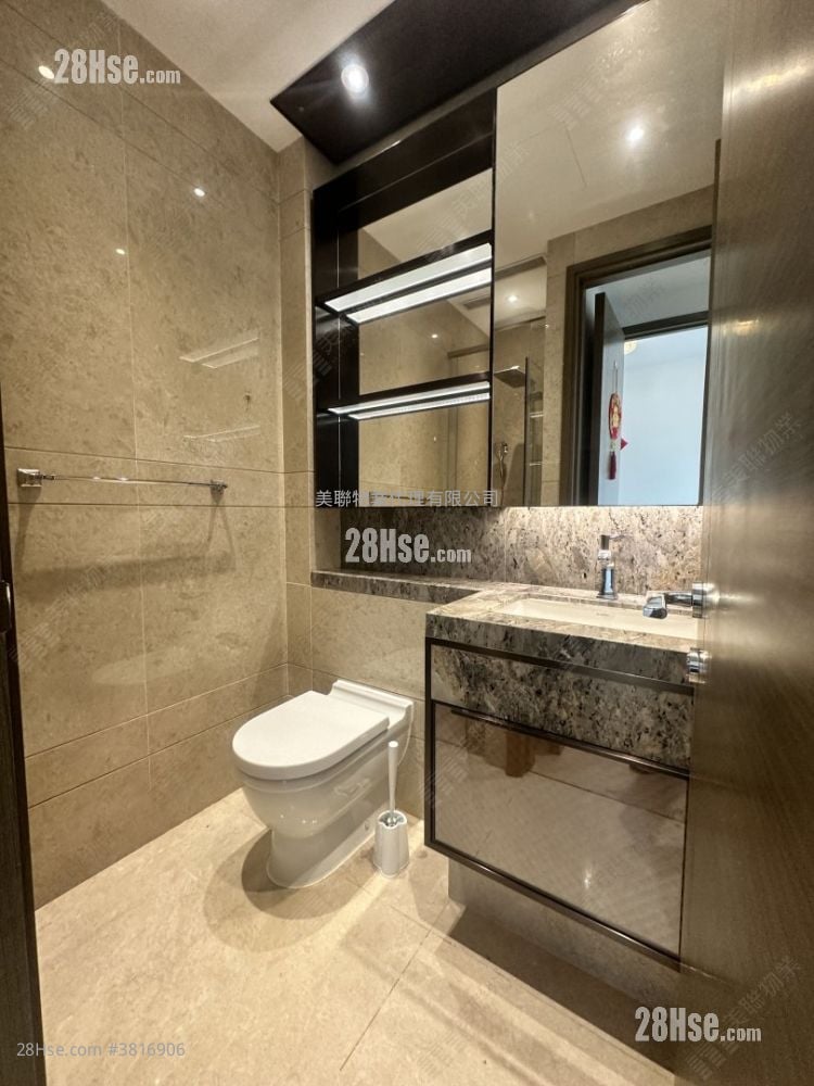 傲玟 租盘 3 房 , 4 浴室 1,388 平方尺