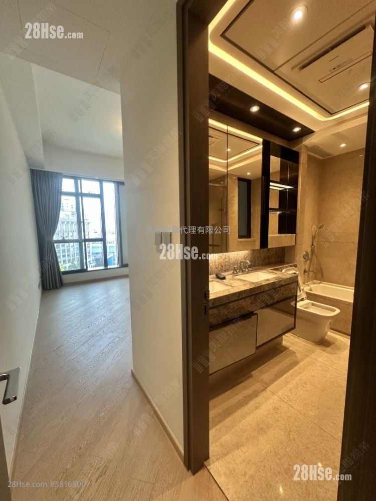 傲玟 租盘 3 房 , 4 浴室 1,388 平方尺