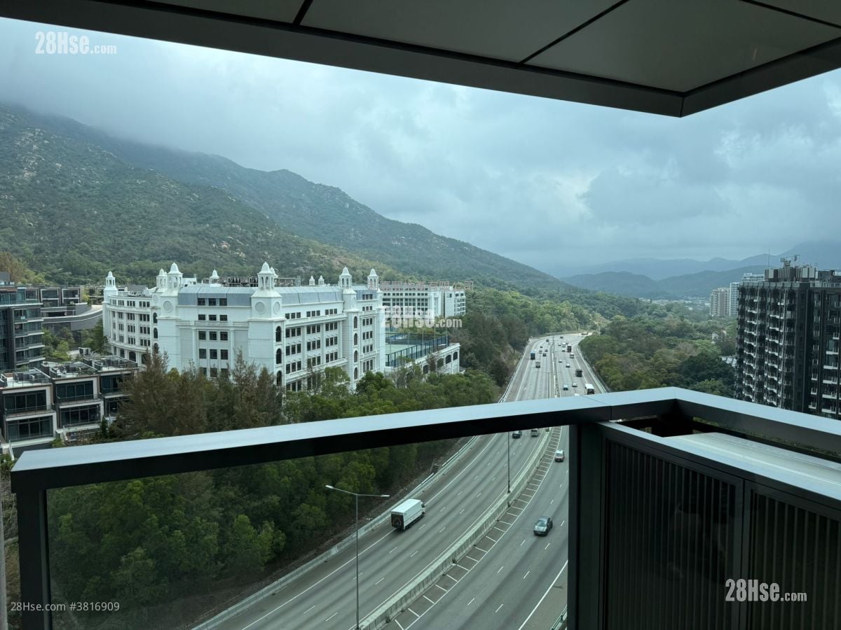 Gold Coast Bay Sell 1 Bedroom , 1 Bathroom 311 ft²