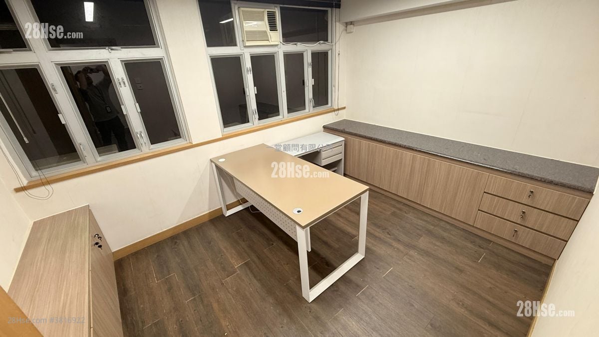 香港工业中心 租盘 3 房