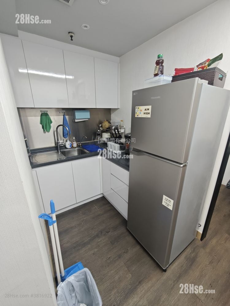 香港工业中心 租盘 3 房